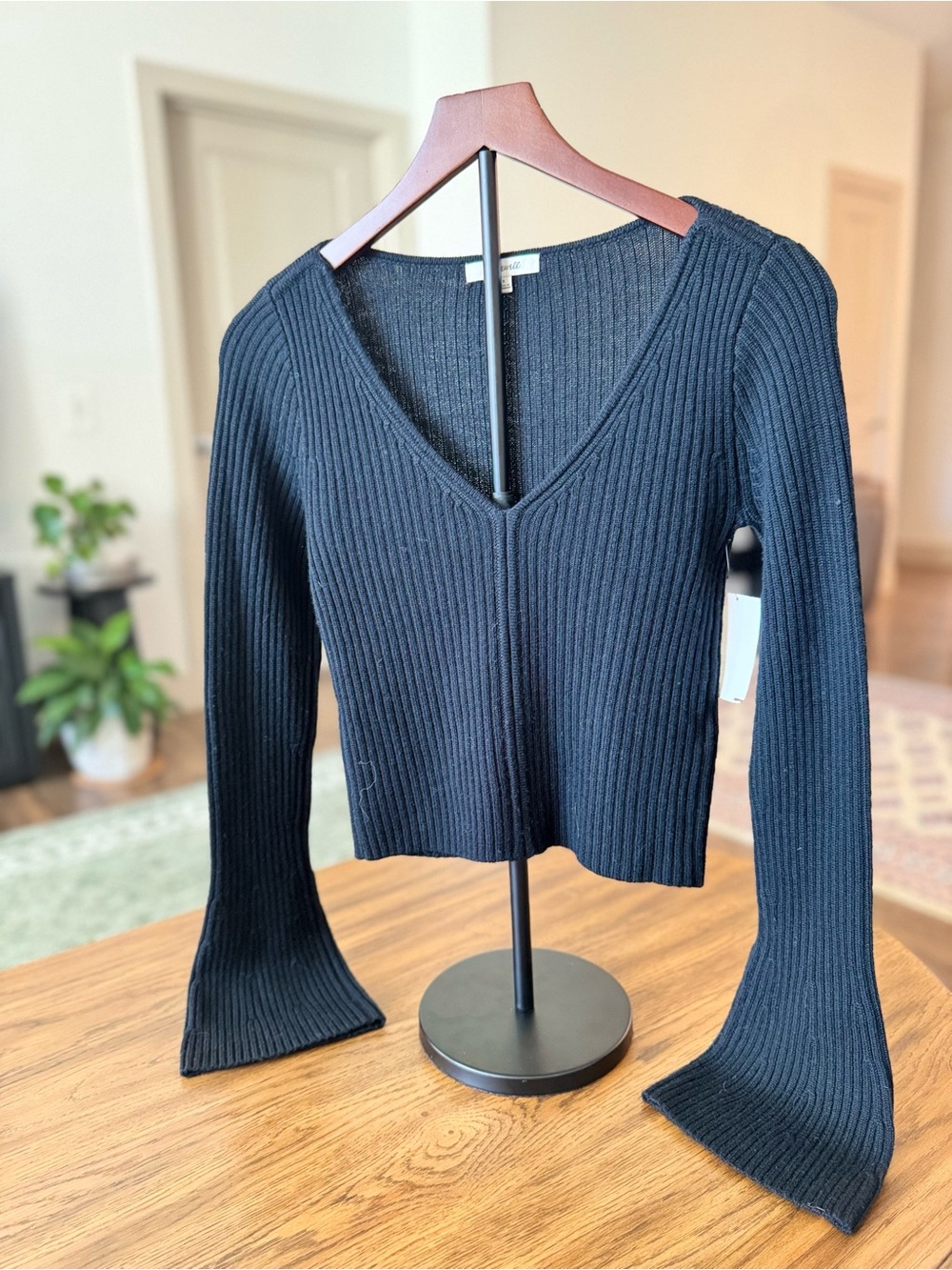 Madewell Black Ribbed V-Neck Knit Sweater